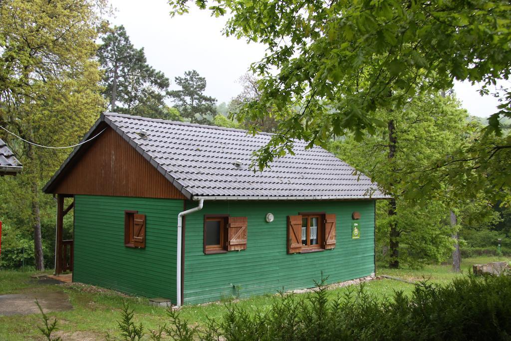 Camping De La Pelouse Jaulny Rom bilde